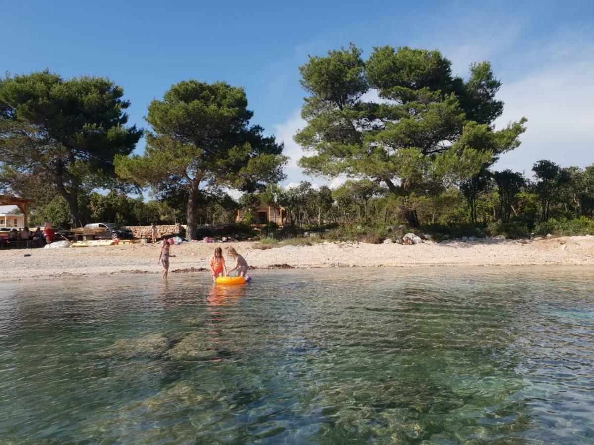 Glamping Ugljan Hotel Zadar Exterior photo