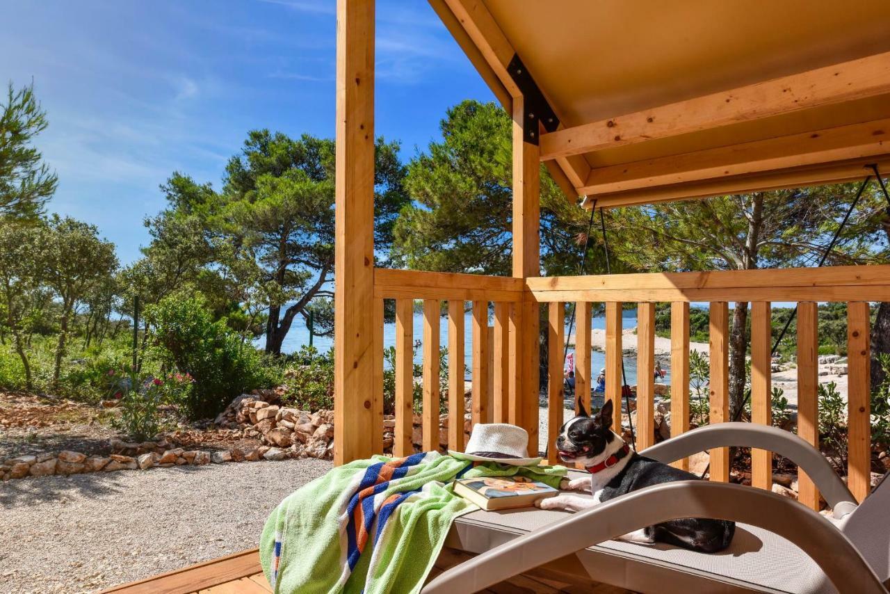 Glamping Ugljan Hotel Zadar Exterior photo